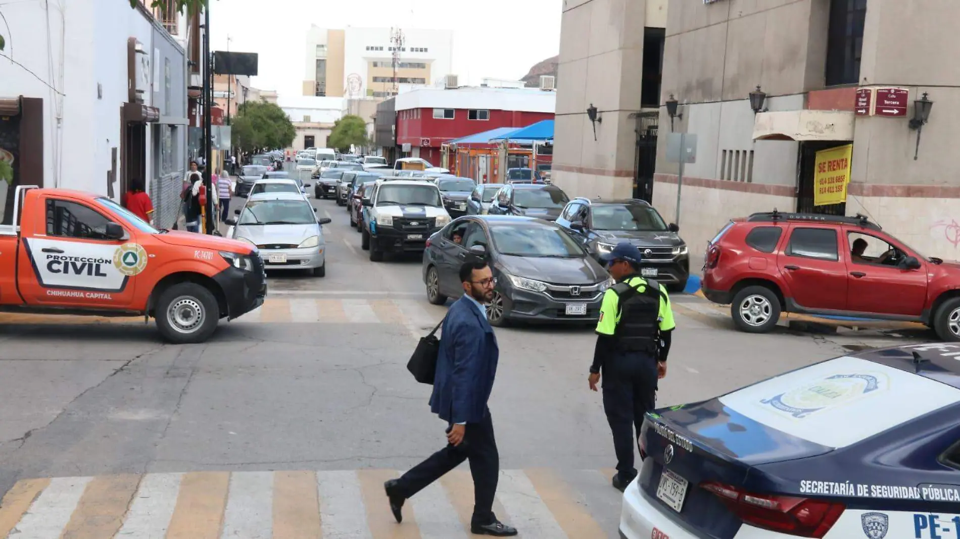 Cierran la calle Ojinaga